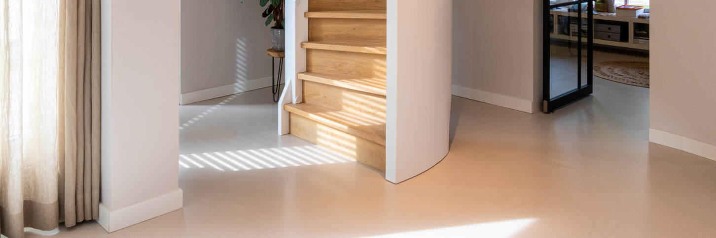 betonlook vloer modern interieur