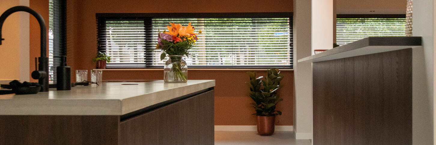 welke kleur muur bij betoonlook vloer